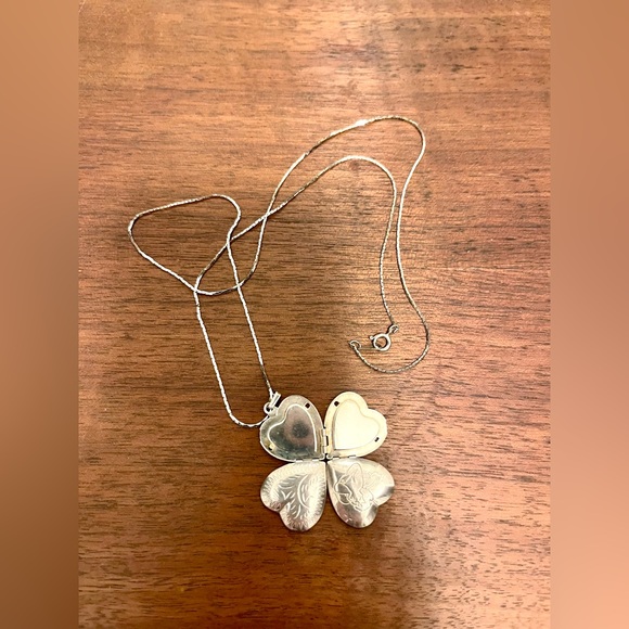 4 Photo Heart Locket Artisan Engraved Pendant Necklace, 925, RARE FIND!- Vintage - Picture 14 of 16